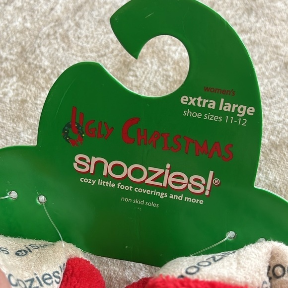 Brand New Ugly Christmas Snoozies Cozy Red Green Slippers Funny Snowman Non-Skid - Picture 11 of 12